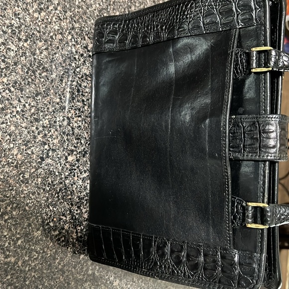 Haven’t worn it in a year & half - Picture 4 of 11